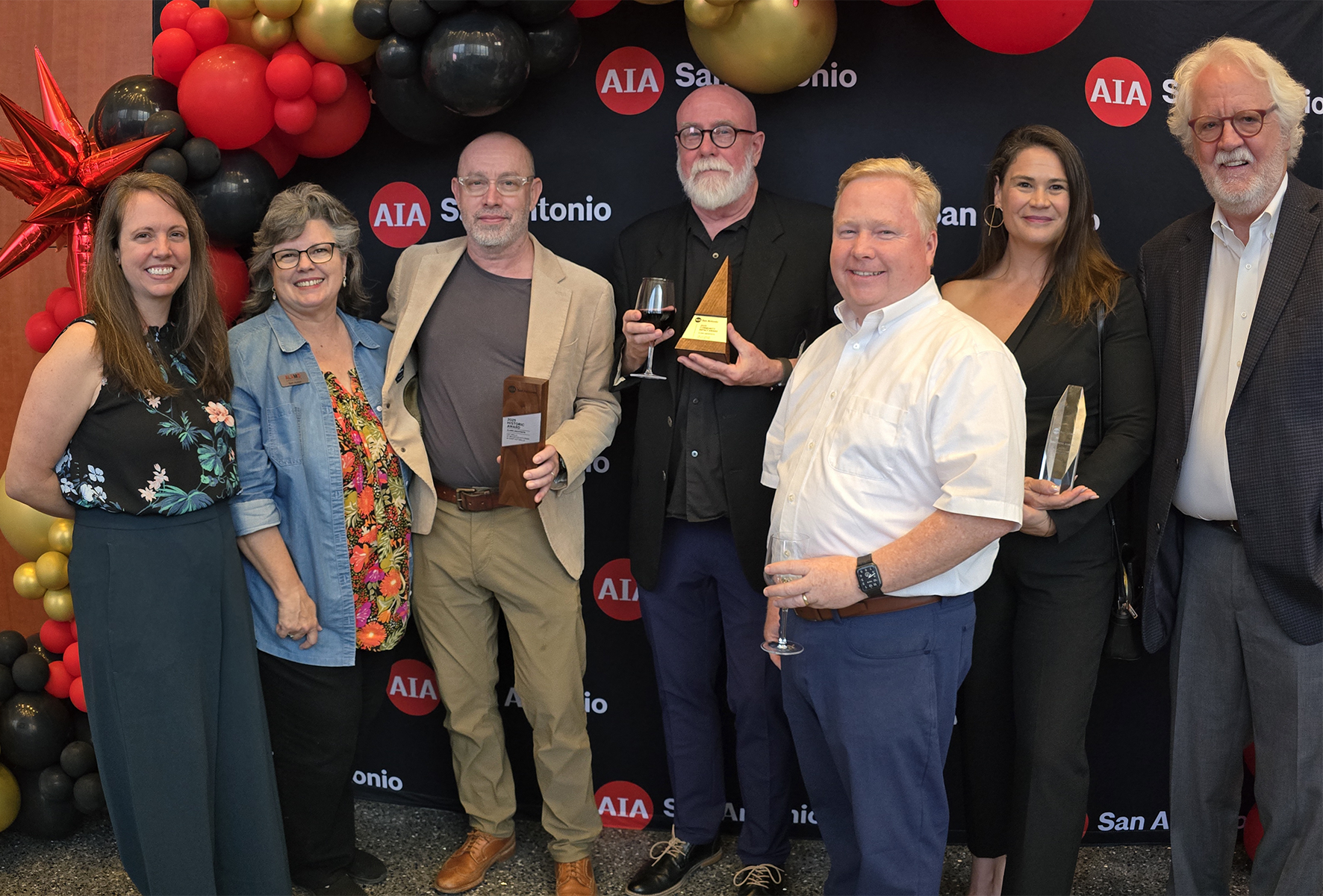 L to R: Lindsay Oppelt, Beth Hudson, Jim Bailey, Billy Lawrence, Glenn McGuyre, Sarah Monroe, and Mike McGlone.